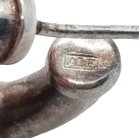 ALF SIGNED VINTAGE STERLING SILVER & MARBLED ENAMEL HUGGIE HOOP EARRINGS - Picture 4 of 4